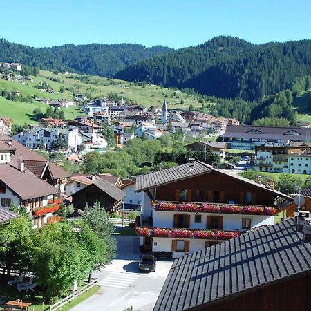 Hotel Ciasa Confolia Corvara Exteriér fotografie